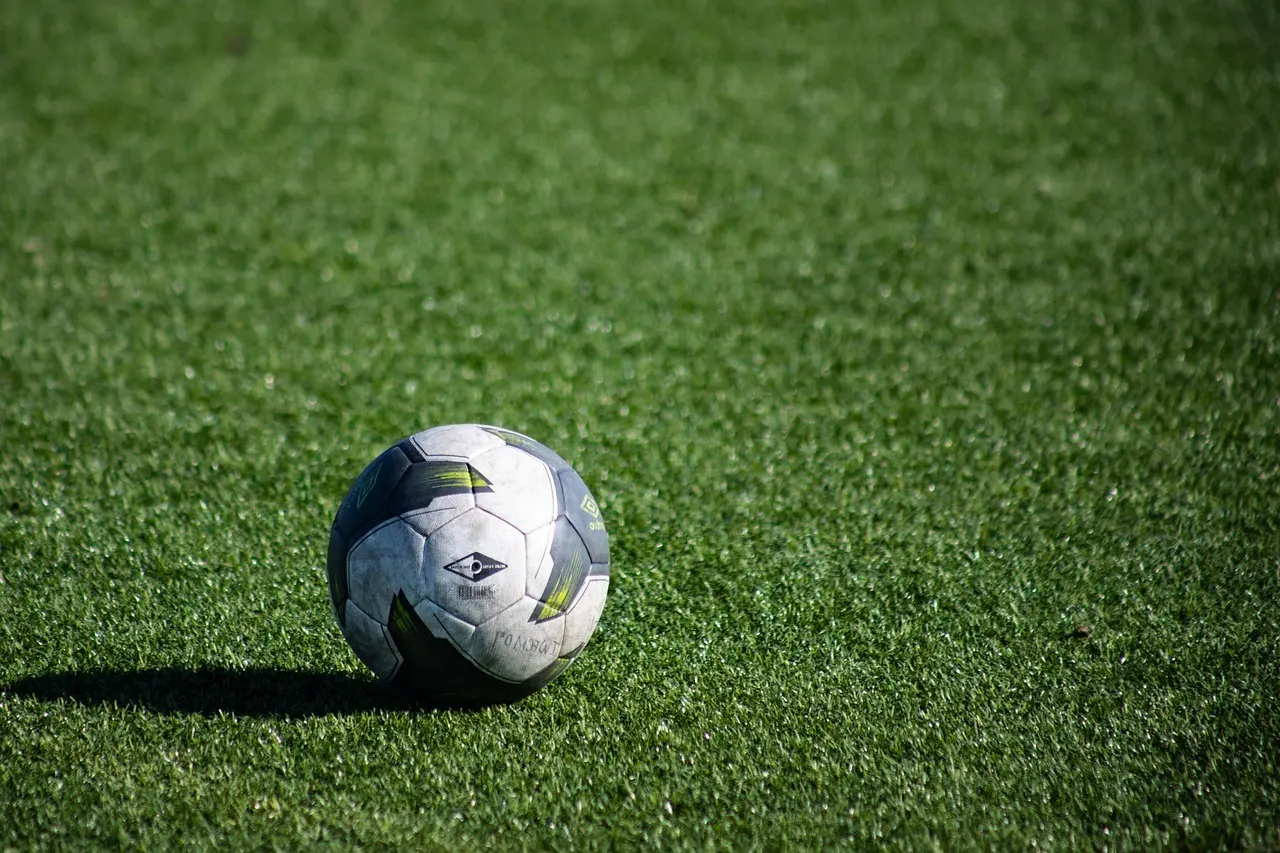 Challenge League runde 11: Skarpe afslutninger, sikre sejre og sene udligninger